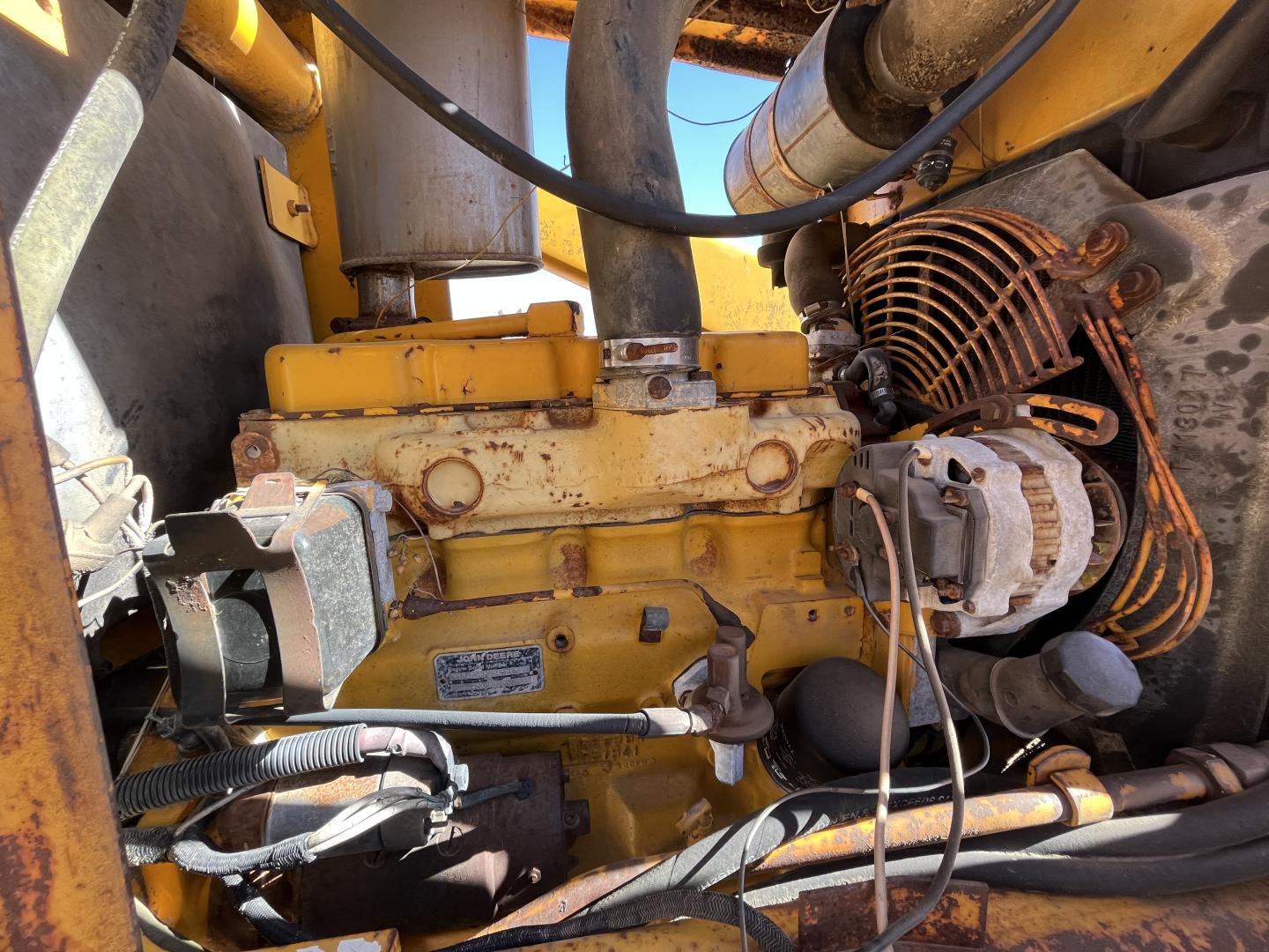 ./imagenes/INVOICE/2019/17348/RETROEXCAVADORA JOHN DEERE 210C (15).JPG